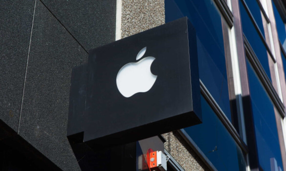 Homem dá golpe de 6 milhões de dólares na Apple e é condenado a prisão