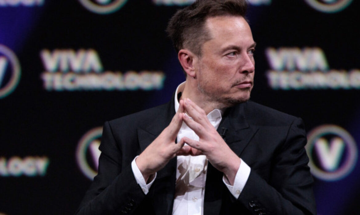 Elon Musk afirma que chip cerebral da Neuralink vai tentar curar a cegueira