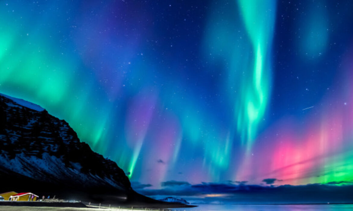 Auroras são vistas em vários países do mundo após tempestade solar